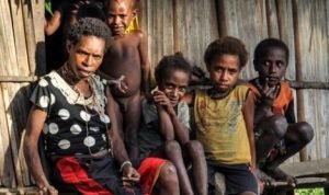 1568088785_Korowai_warga