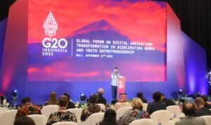 PHOTO-2022-09-27-18-58-28